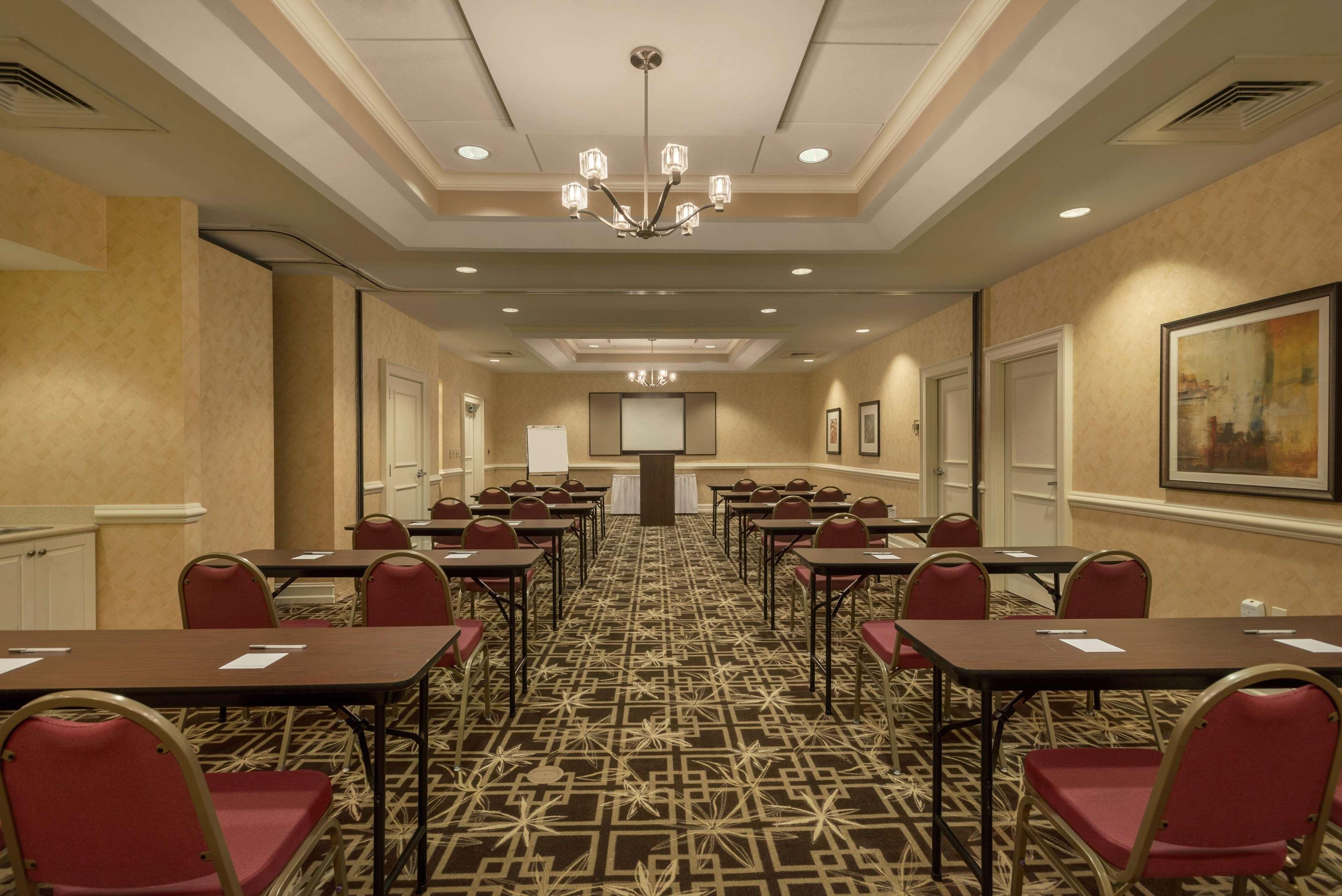 Hampton Inn & Suites Outer Banks/Corolla Exterior photo