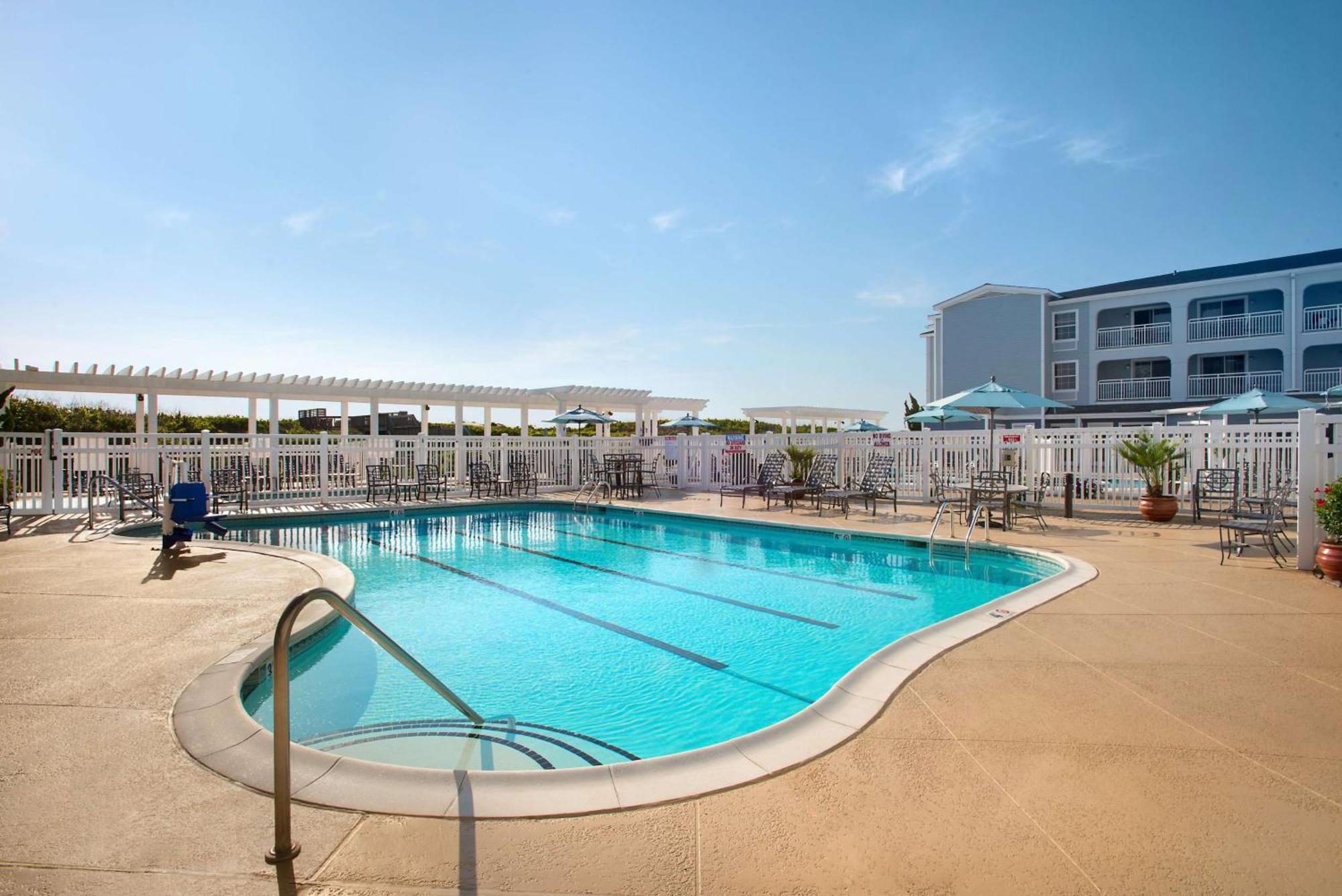 Hampton Inn & Suites Outer Banks/Corolla Exterior photo
