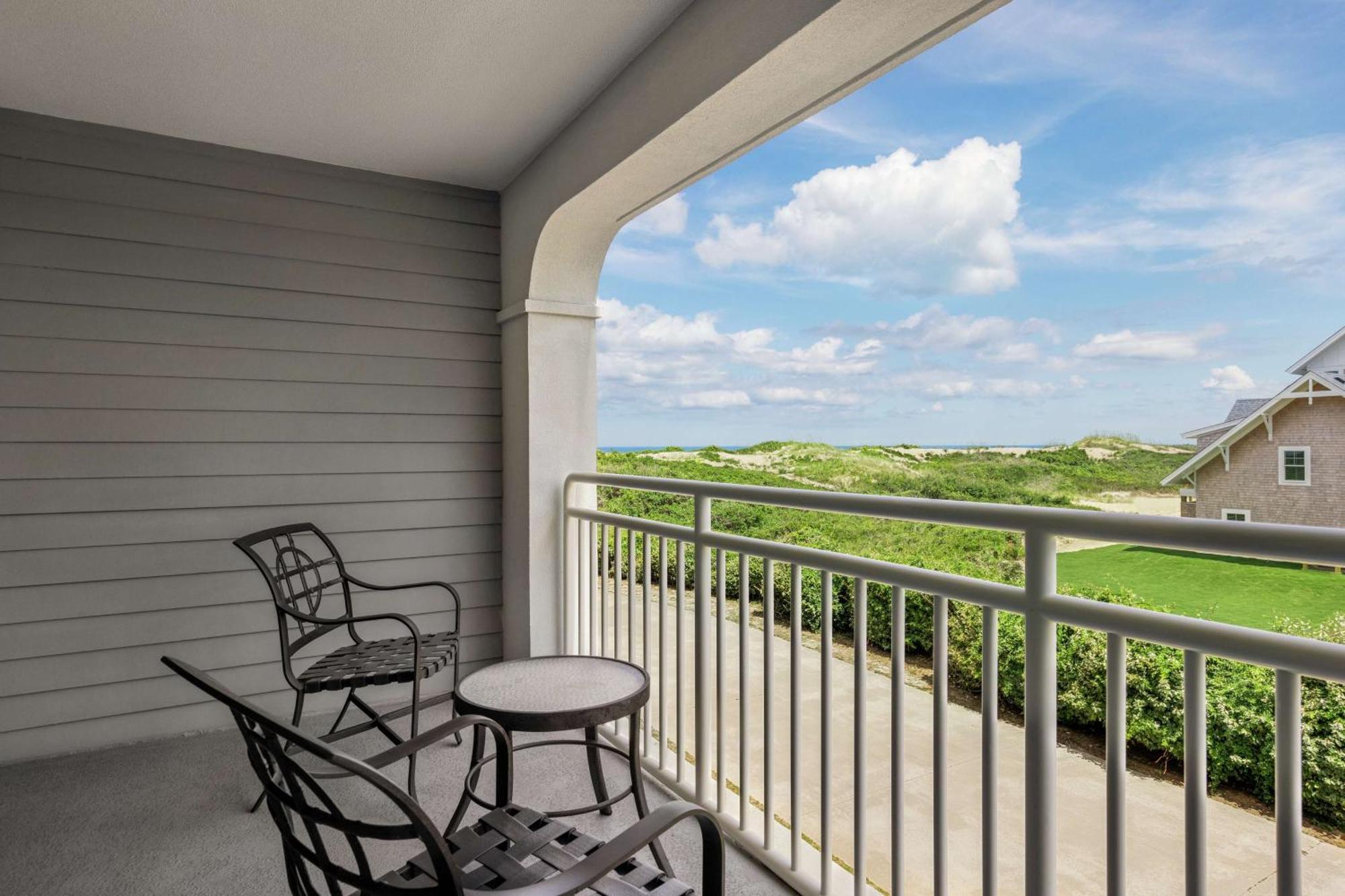 Hampton Inn & Suites Outer Banks/Corolla Exterior photo