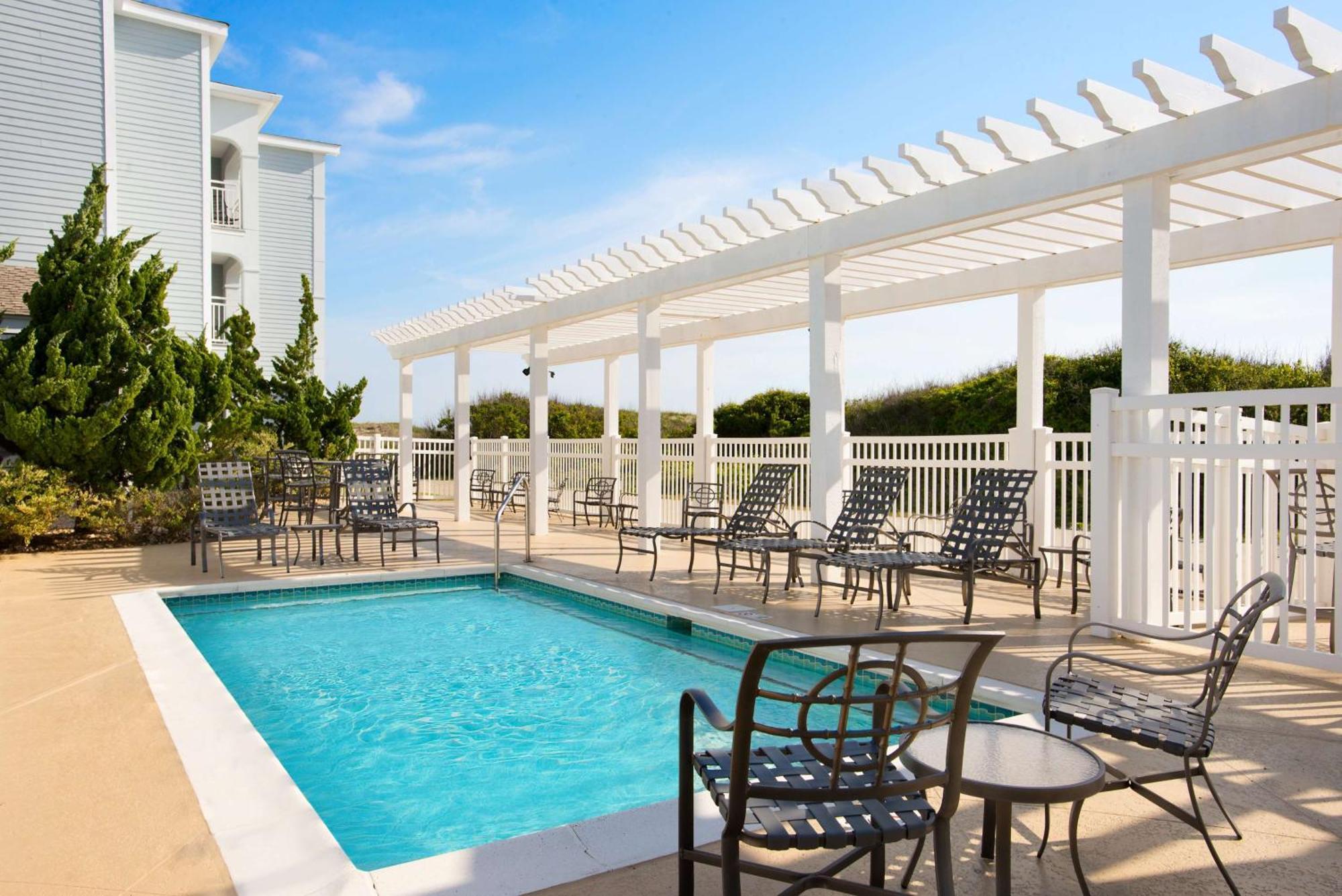 Hampton Inn & Suites Outer Banks/Corolla Exterior photo