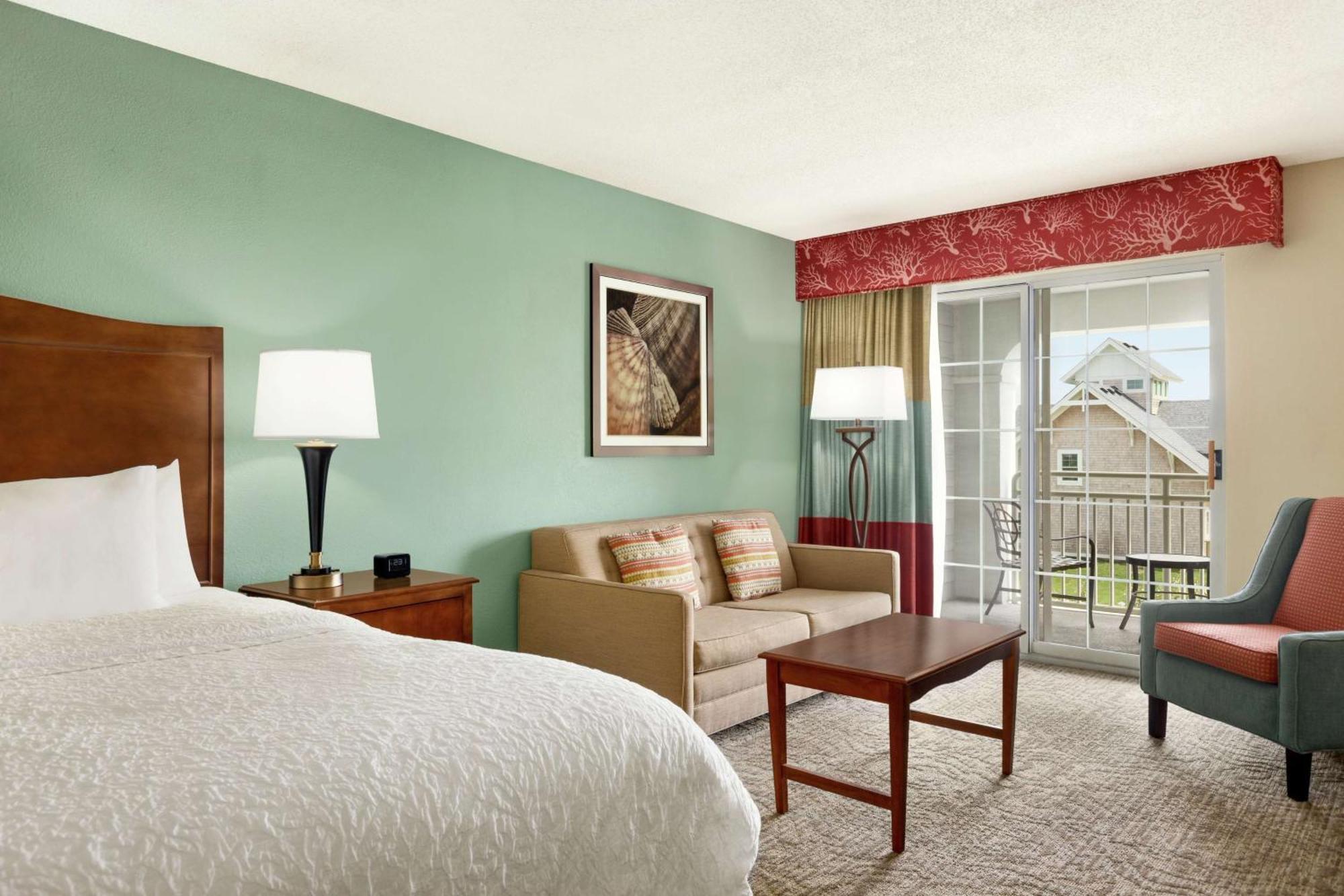 Hampton Inn & Suites Outer Banks/Corolla Exterior photo